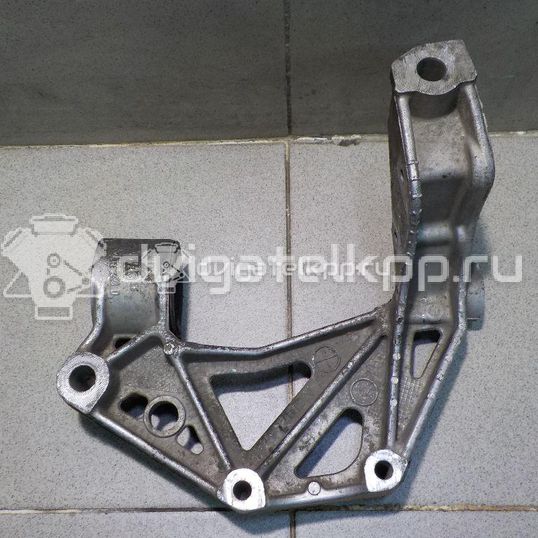 Фото Кронштейн переднего рычага  6Q0199293D для Seat Ibiza / Cordoba