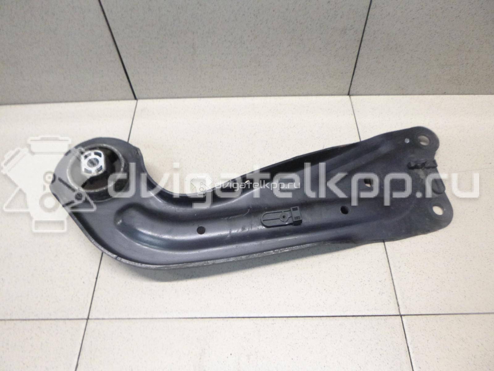 Фото Рычаг задний продольный правый  5q0505224d для Seat Leon {forloop.counter}}