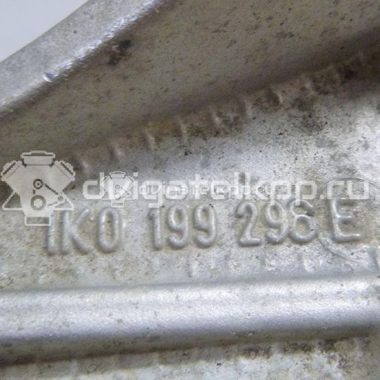 Фото Кронштейн переднего рычага  1k0199296e для audi A3 [8P1]