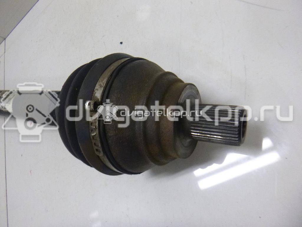 Фото Полуось передняя правая  2K0407272E для Volkswagen Passat / Caddy {forloop.counter}}