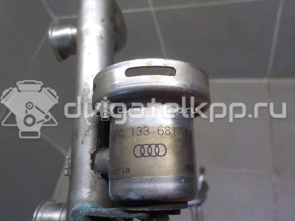 Фото Рейка топливная (рампа) для двигателя BBJ для Audi A8 / A4 / A6 218-220 л.с 30V 3.0 л бензин 06C133681L {forloop.counter}}