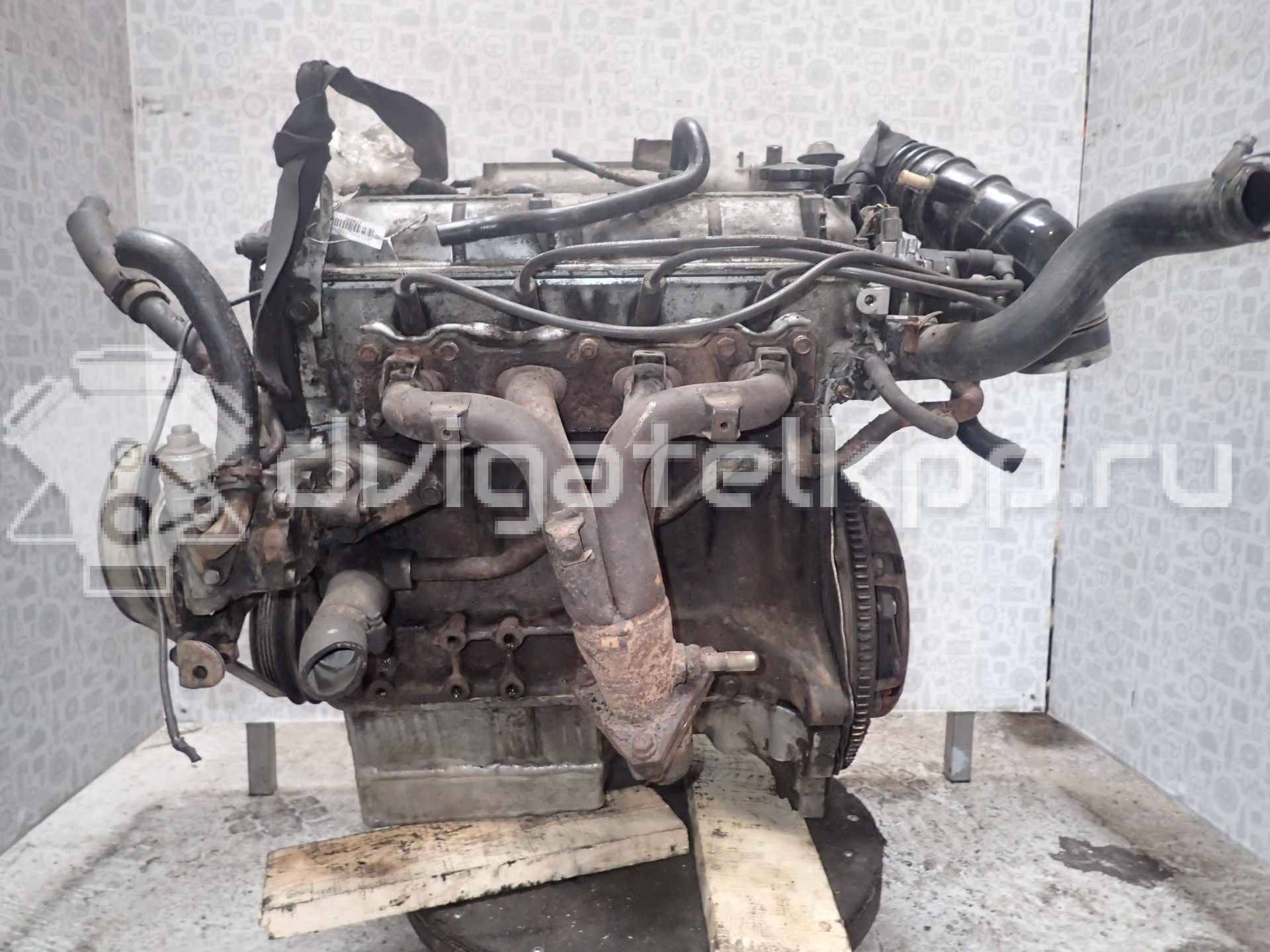 Фото Контрактный (б/у) двигатель B6 (SOHC) для Mazda 323 86-105 л.с 8V 1.6 л бензин {forloop.counter}}