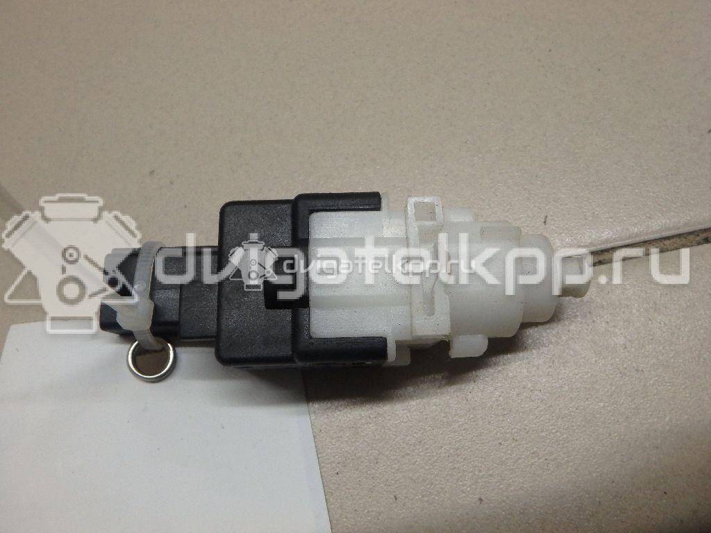 Фото Датчик включения стопсигнала  46840510 для Fiat Stilo 192 / Idea 350 / Linea 323 / Multipla 186 / Bravo {forloop.counter}}