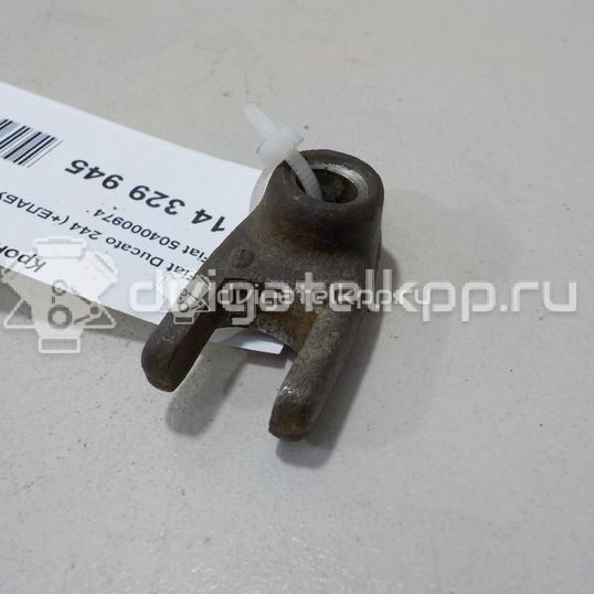 Фото Кронштейн форсунки  504000974 для fiat Ducato 244 (+ЕЛАБУГА)