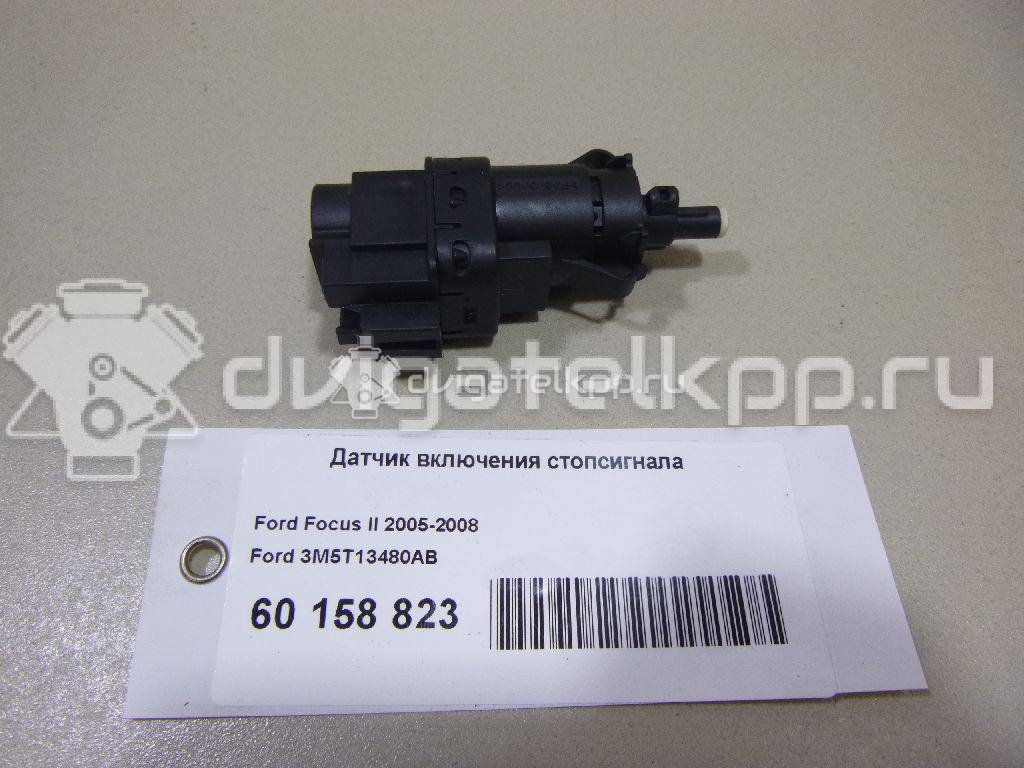 Фото Датчик включения стопсигнала  3M5T13480AB для Ford Fiesta / Focus / Tourneo / C-Max / Galaxy {forloop.counter}}