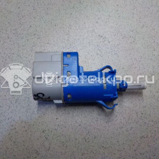 Фото Датчик включения стопсигнала  1224326 для Ford Fiesta / Focus / Tourneo / C-Max / Galaxy