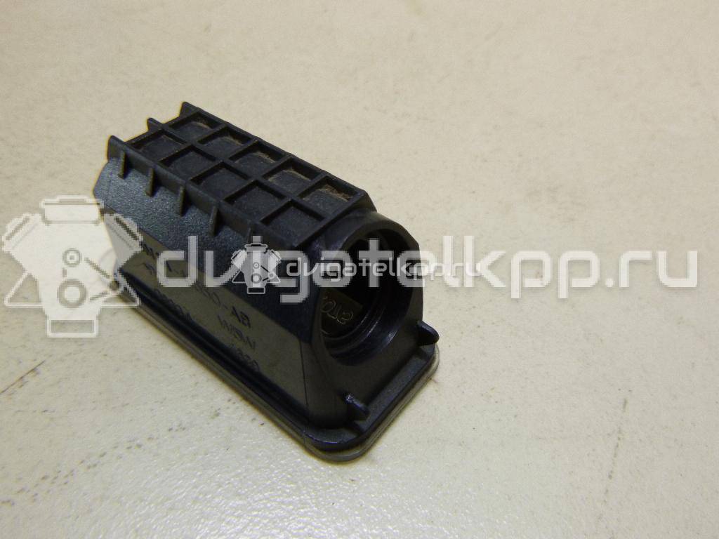 Фото Фонарь подсветки номера  5105886 для Ford Fiesta / Focus / Tourneo / C-Max / Ka {forloop.counter}}