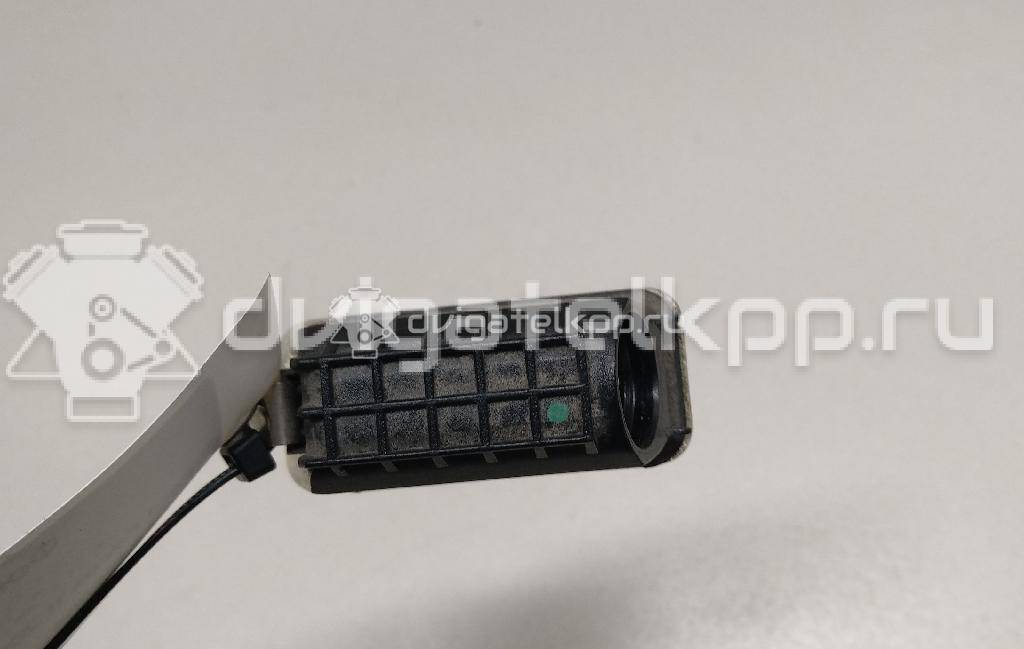 Фото Фонарь подсветки номера  5105886 для Ford Fiesta / Focus / Tourneo / C-Max / Ka {forloop.counter}}