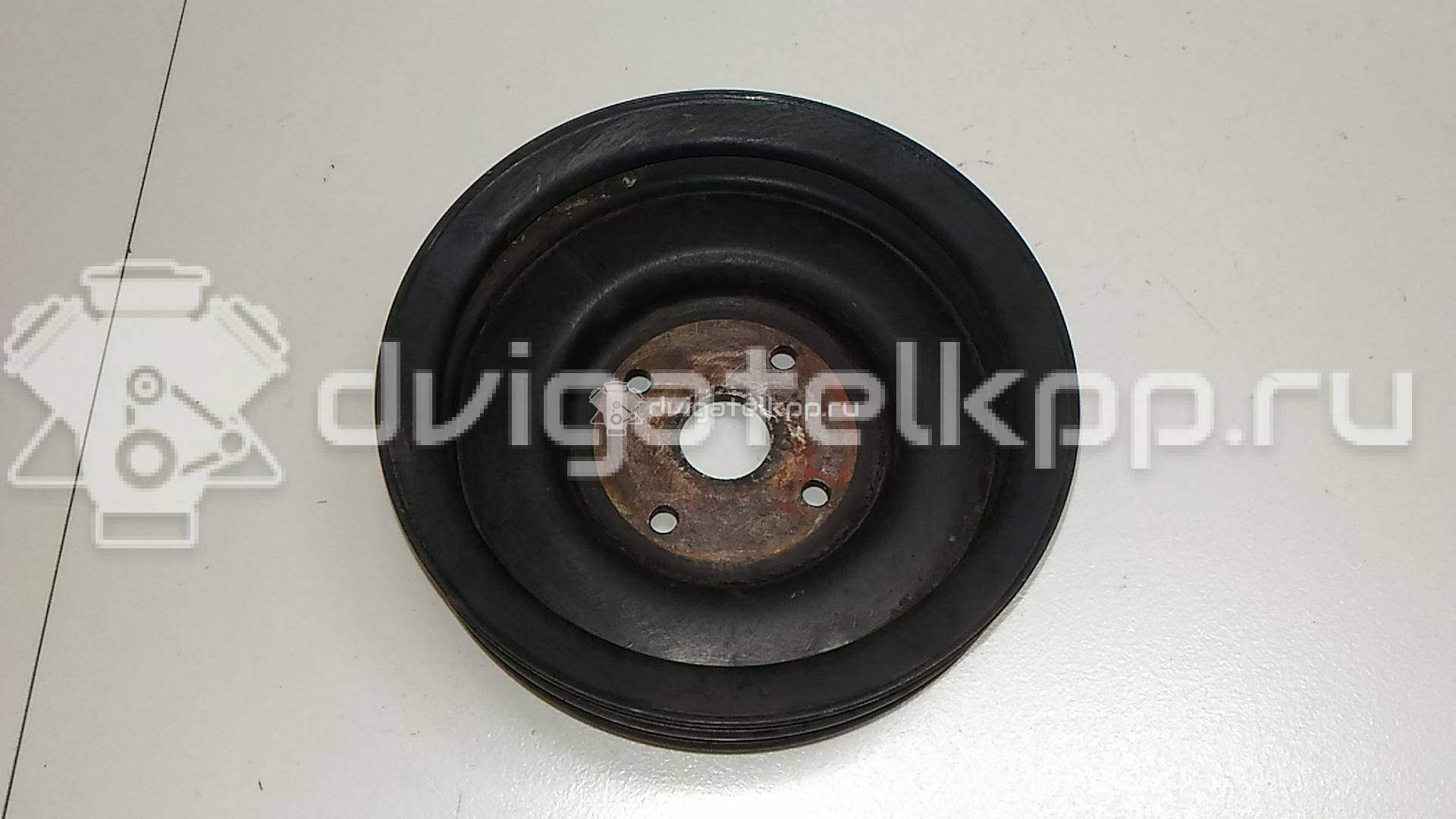 Фото Шкив коленвала для двигателя 4D56 (8V) для Ford / Honda / Mitsubishi 69-87 л.с 8V 2.5 л Дизельное топливо MD374223 {forloop.counter}}