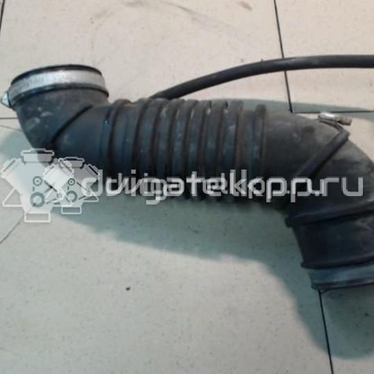 Фото Патрубок воздушного фильтра для двигателя 4G13 (8V) для Mitsubishi Colt / Mirage / Lancer 60-69 л.с 8V 1.3 л бензин MR258907