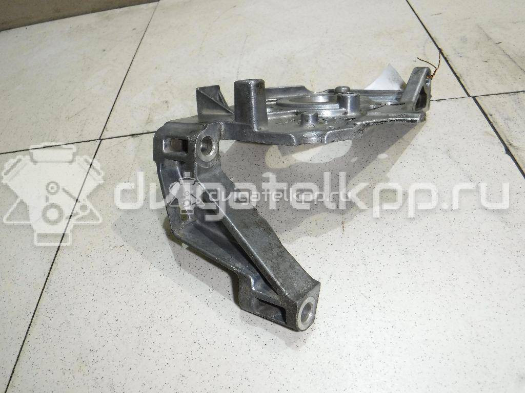 Фото Кронштейн ТНВД для двигателя HHJB для Ford Fiesta / Fusion Ju 90 л.с 16V 1.6 л Дизельное топливо 1430341 {forloop.counter}}