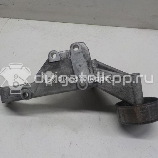 Фото Кронштейн генератора для двигателя D4CB для Hyundai / Kia 129-178 л.с 16V 2.5 л Дизельное топливо 374724A011