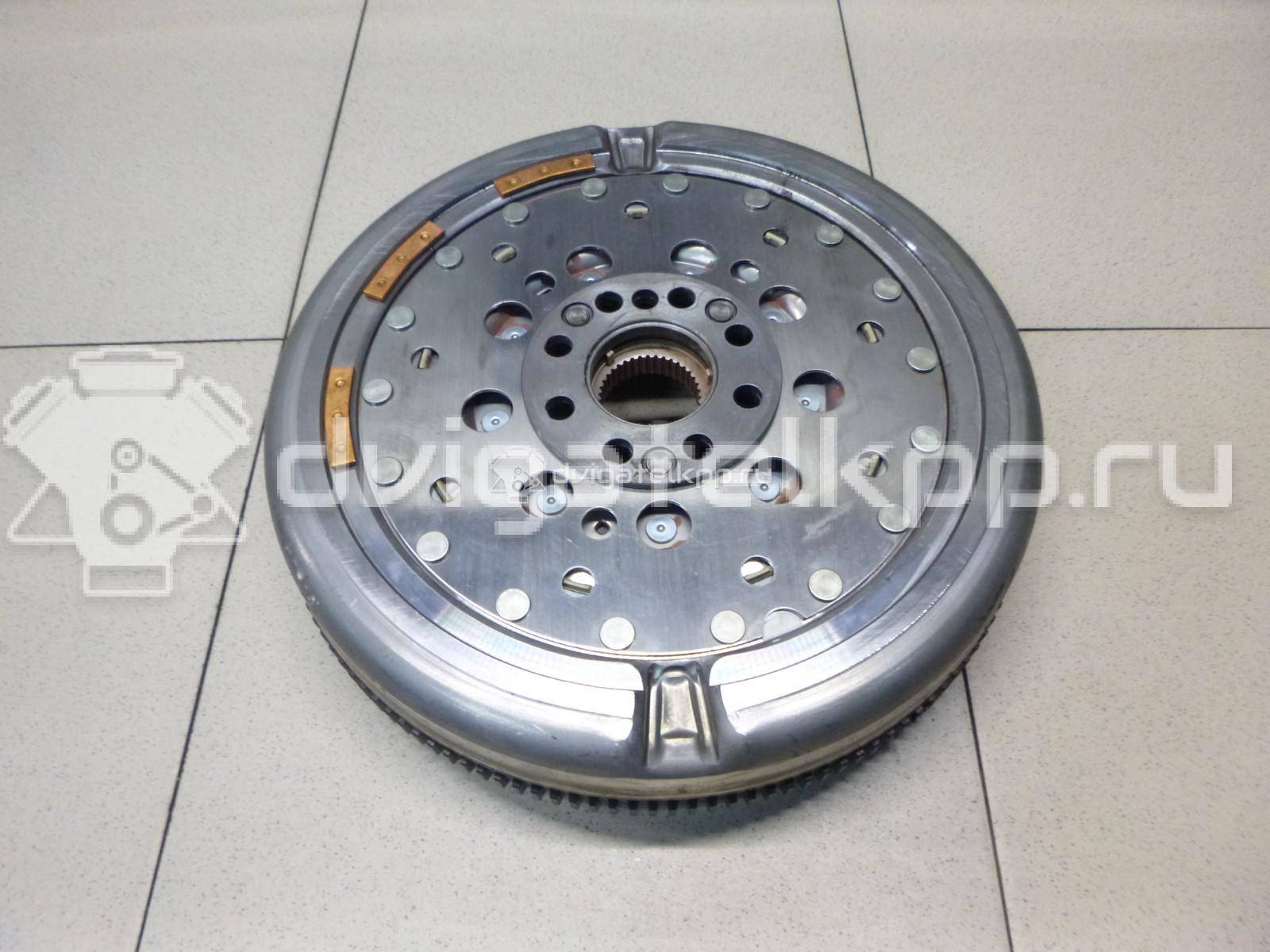 Фото Маховик для двигателя M 270.910 (M270 E16) для Mercedes-Benz (Bbdc) / Mercedes-Benz 102-156 л.с 16V 1.6 л бензин 2700300305 {forloop.counter}}