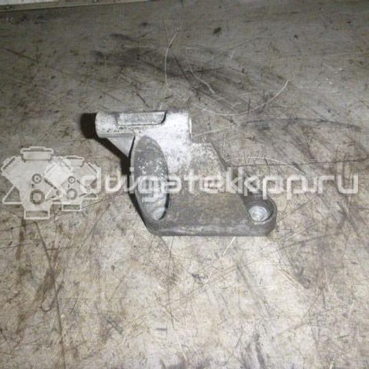 Фото Кронштейн генератора для двигателя YD22DDT для Nissan Primera / Almera 110-139 л.с 16V 2.2 л Дизельное топливо 11710AD200