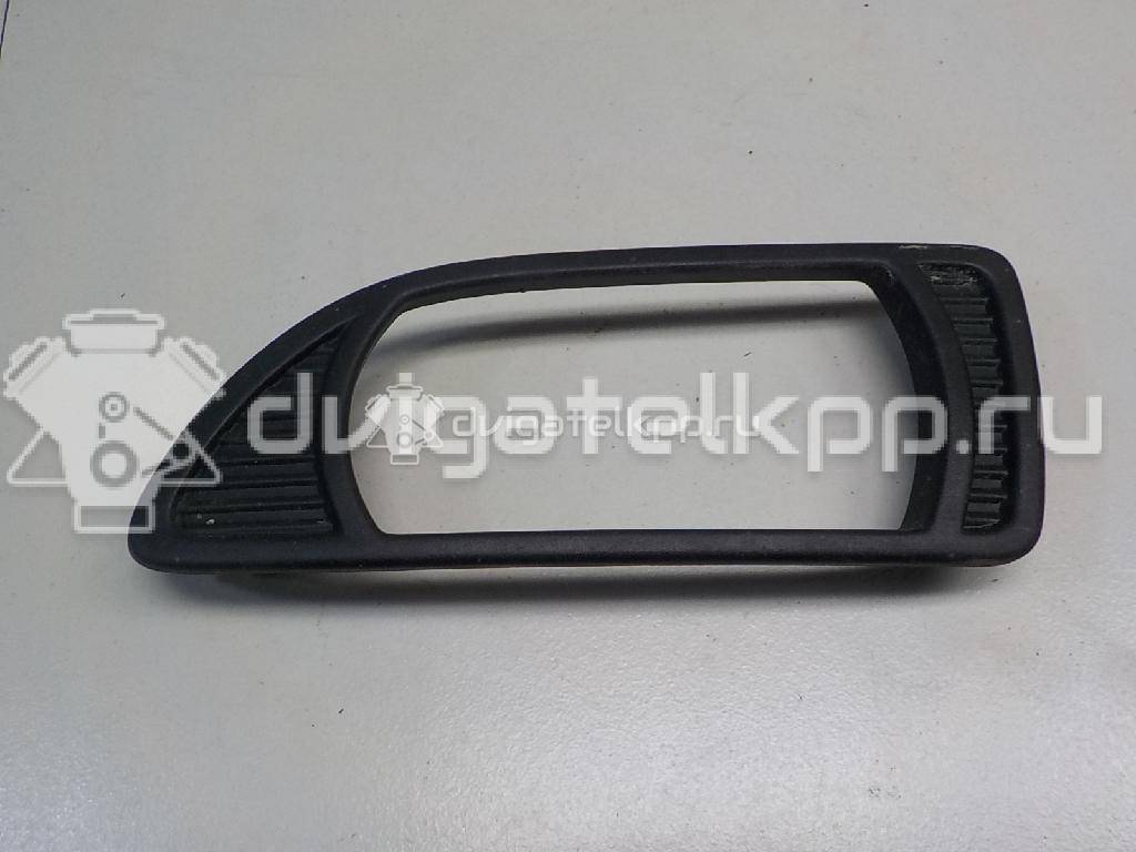 Фото Рамка противотуманной фары левой  865124D010 для Kia Carnival {forloop.counter}}