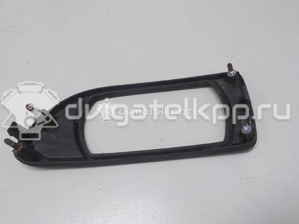 Фото Рамка противотуманной фары правой  865134D010 для Kia Carnival {forloop.counter}}