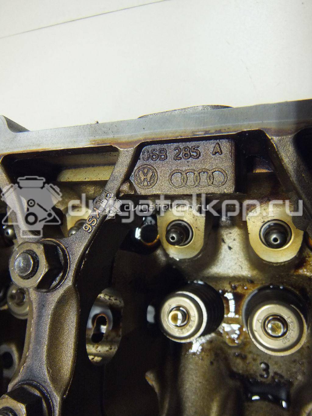 Фото Головка блока для двигателя BFQ для Seat Leon / Toledo 102 л.с 8V 1.6 л бензин 06B103351F {forloop.counter}}