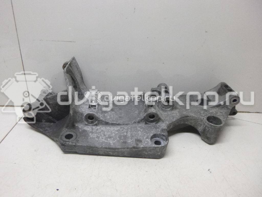 Фото Кронштейн генератора для двигателя AMF для Seat Ibiza / Cordoba / Arosa 6H 75 л.с 6V 1.4 л Дизельное топливо 045903143C {forloop.counter}}