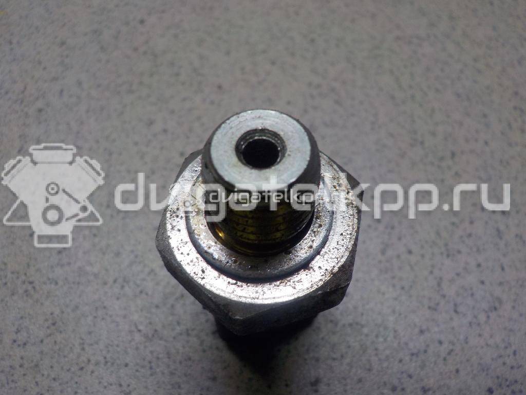 Фото Датчик давления масла  LR005792 для Land Rover Freelander / Range Rover / Discovery / Defender L316 {forloop.counter}}