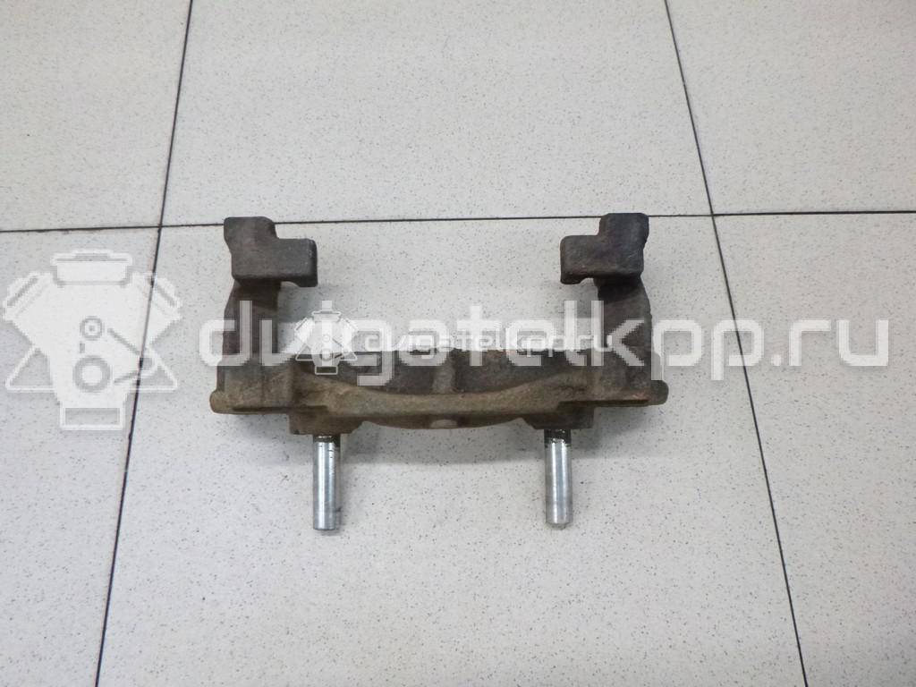 Фото Скоба суппорта переднего  LR000567 для Land Rover Freelander / Range Rover {forloop.counter}}