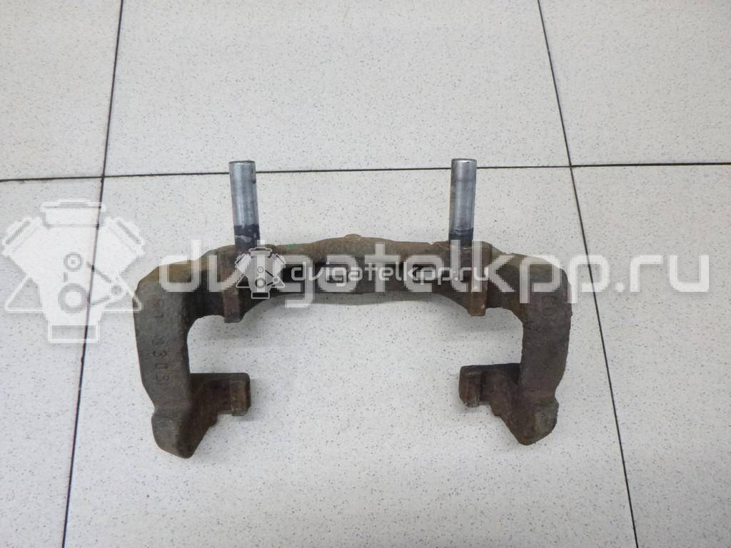 Фото Скоба суппорта переднего  LR000567 для Land Rover Freelander / Range Rover {forloop.counter}}