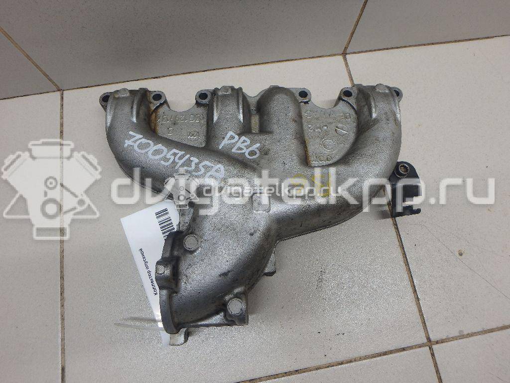 Фото Коллектор впускной для двигателя BMM для Skoda Octavia / Octaviaii 1Z3 140 л.с 8V 2.0 л Дизельное топливо 03G129713K {forloop.counter}}