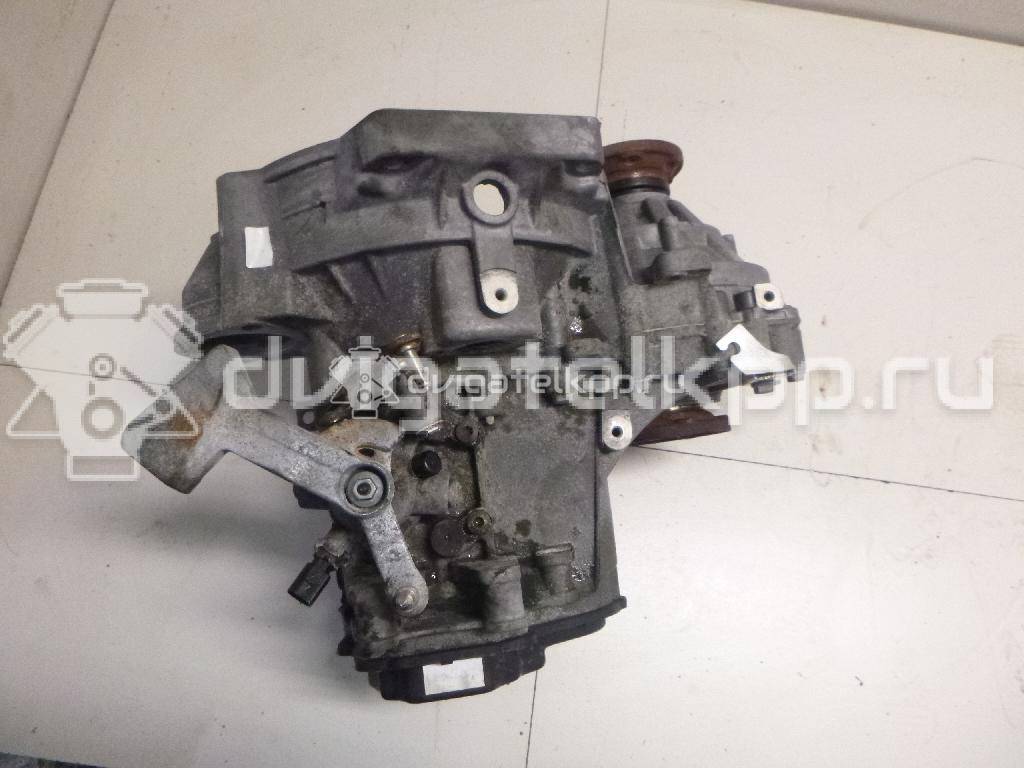 Фото Контрактная (б/у) МКПП для Volkswagen / Seat 105 л.с 8V 1.9 л BLS Дизельное топливо 03G105266AC {forloop.counter}}