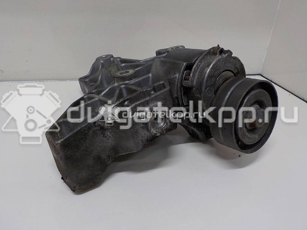 Фото Кронштейн генератора для двигателя CTHA для Volkswagen Tiguan / Jetta 150 л.с 16V 1.4 л бензин 03C903143B {forloop.counter}}