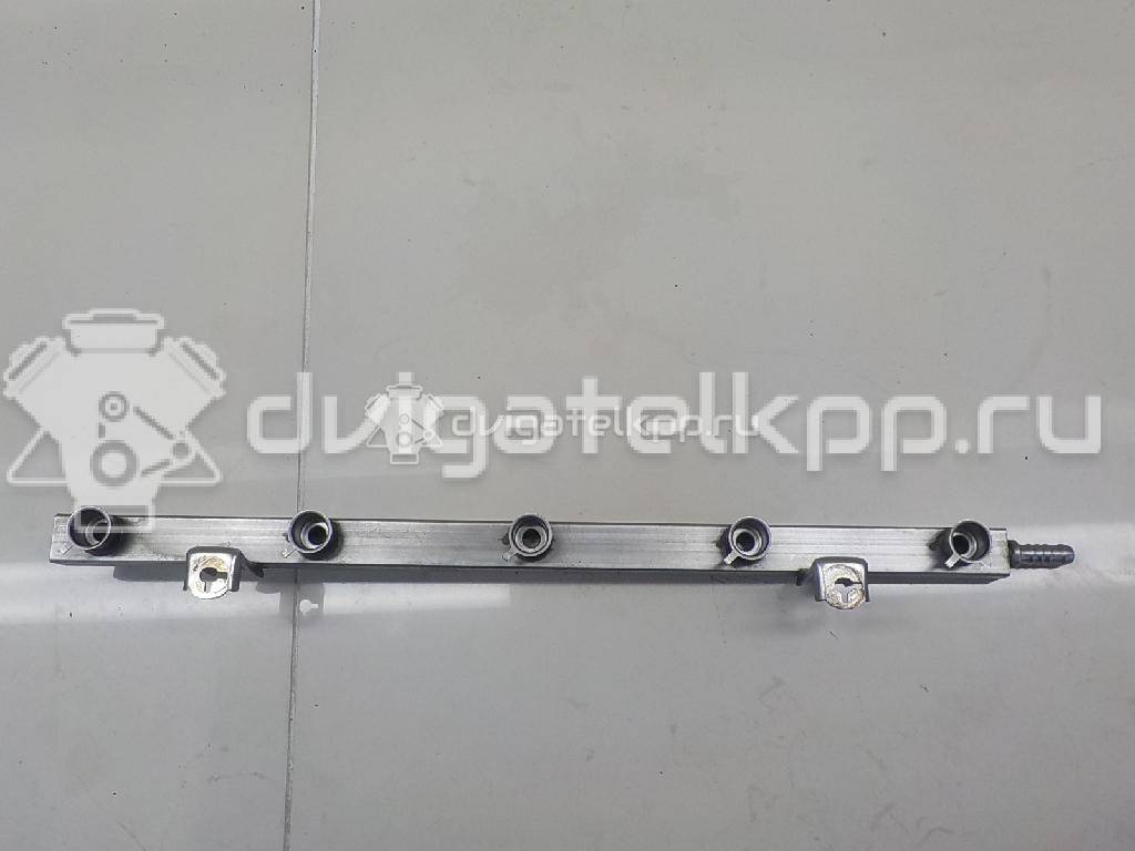 Фото Рейка топливная (рампа) для двигателя BGP для Volkswagen Golf / Jetta 150-152 л.с 20V 2.5 л бензин 07K133317E {forloop.counter}}