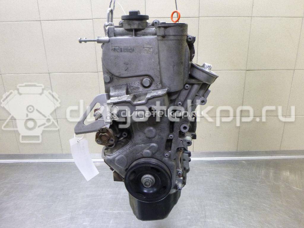 Фото Контрактный (б/у) двигатель CLRA для Volkswagen Jetta 105 л.с 16V 1.6 л бензин 03C100040J {forloop.counter}}