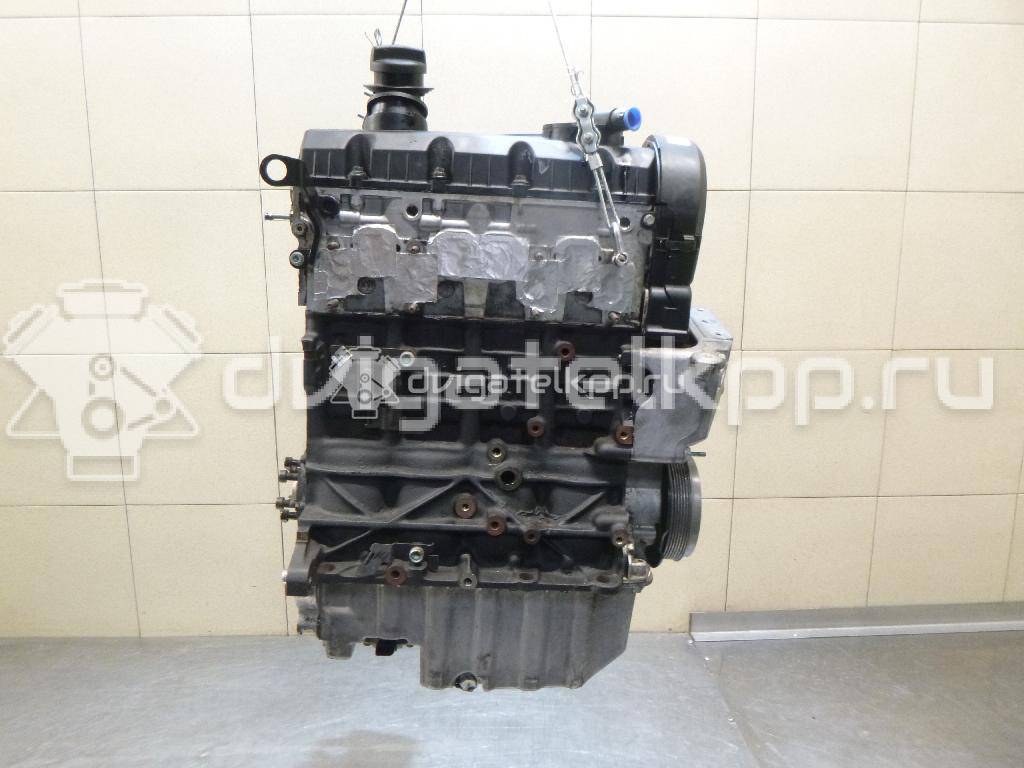 Фото Контрактный (б/у) двигатель AXC для Volkswagen Transporter / Multivan 85 л.с 8V 1.9 л Дизельное топливо 038100042K {forloop.counter}}