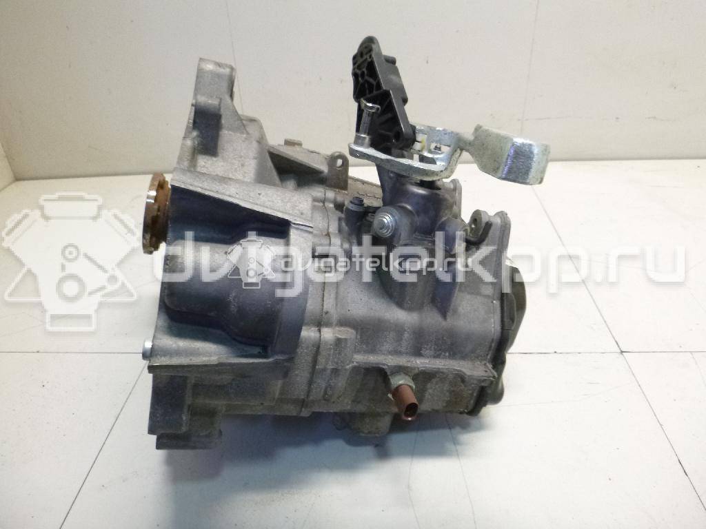 Фото Контрактная (б/у) МКПП для Volkswagen Polo / Caddy / Golf 110 л.с 16V 1.6 л CWVA бензин 02T300048L {forloop.counter}}