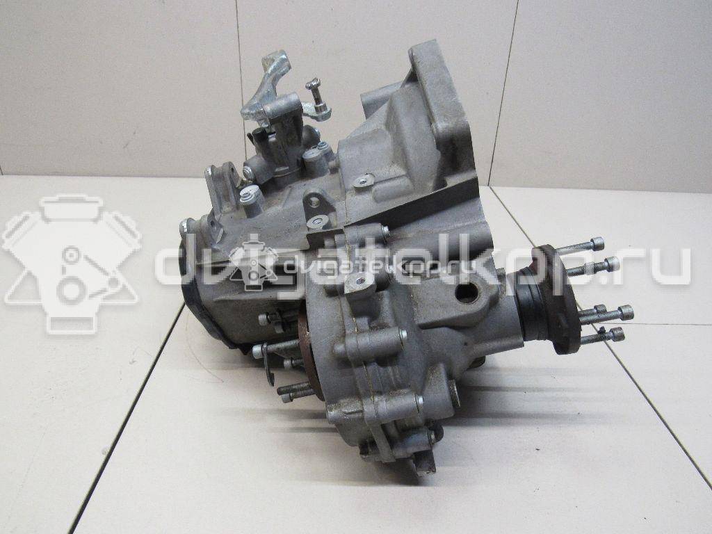 Фото Контрактная (б/у) МКПП для Volkswagen Polo / Caddy / Golf 110 л.с 16V 1.6 л CWVA бензин 02T300048L {forloop.counter}}