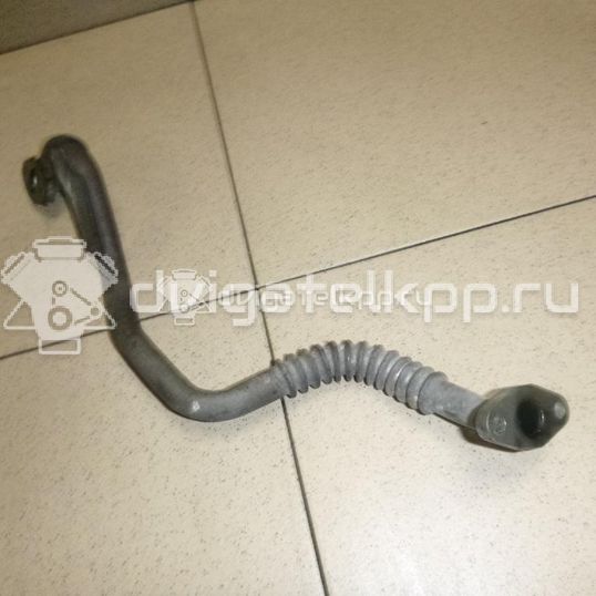 Фото Трубка картерных газов для двигателя 2AD-FTV для Toyota Rav 4 / Corolla / Avensis 136-150 л.с 16V 2.2 л Дизельное топливо 1547426010