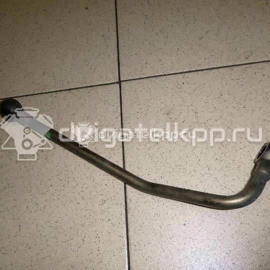 Фото Трубка масляная для двигателя 2AD-FTV для Toyota Rav 4 / Corolla / Avensis 136-150 л.с 16V 2.2 л Дизельное топливо 154810R010