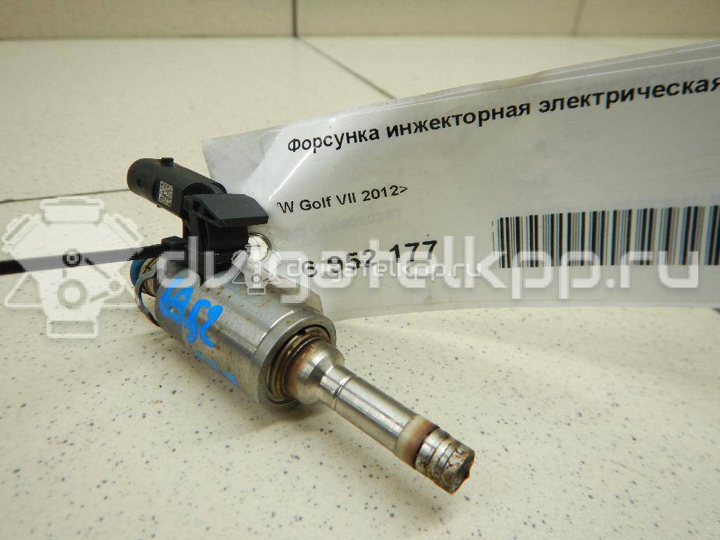 Фото Форсунка инжекторная электрическая для двигателя CXSA для Audi A3 122 л.с 16V 1.4 л бензин 04E906036T {forloop.counter}}