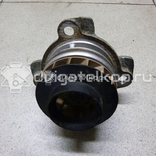 Фото Насос водяной (помпа)  8200332040 для Nissan Primastar X83 / X-Trail / Qashqai / Nv400