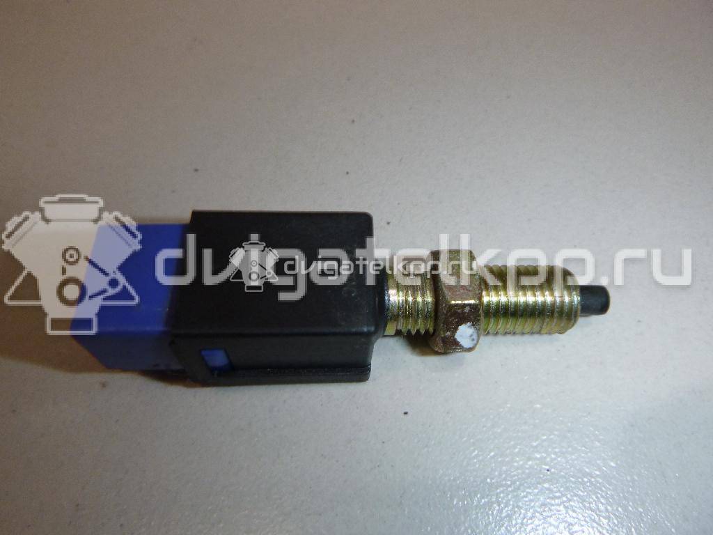 Фото Датчик включения стопсигнала  2532095F0A для Nissan Sunny / 300 Zx {forloop.counter}}