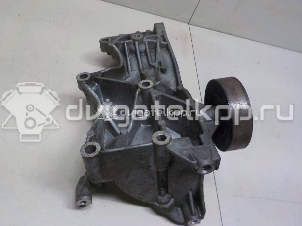 Фото Кронштейн генератора для двигателя BWT для Audi A4 200-203 л.с 16V 2.0 л бензин 06D903143D {forloop.counter}}