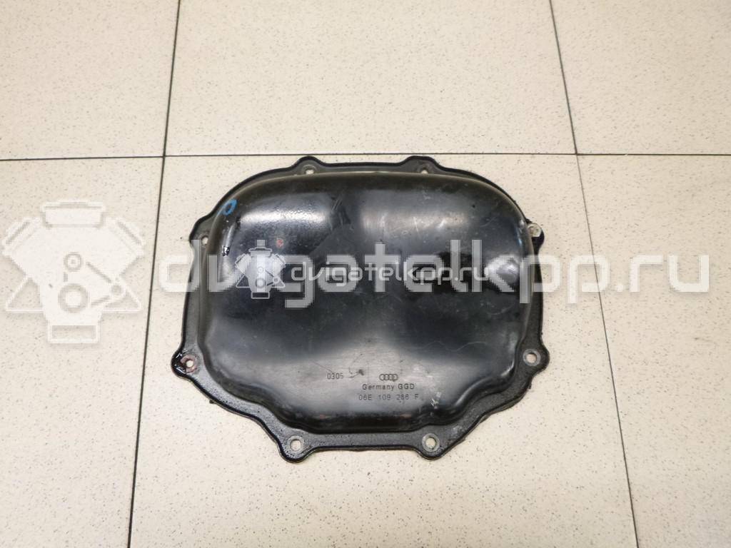 Фото Крышка двигателя передняя для двигателя AUK для Audi A4 / A6 255 л.с 24V 3.1 л бензин 06E109286F {forloop.counter}}