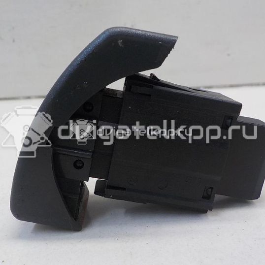 Фото Кнопка аварийной сигнализации  9138107 для Opel Tigra / Corsa / Combo