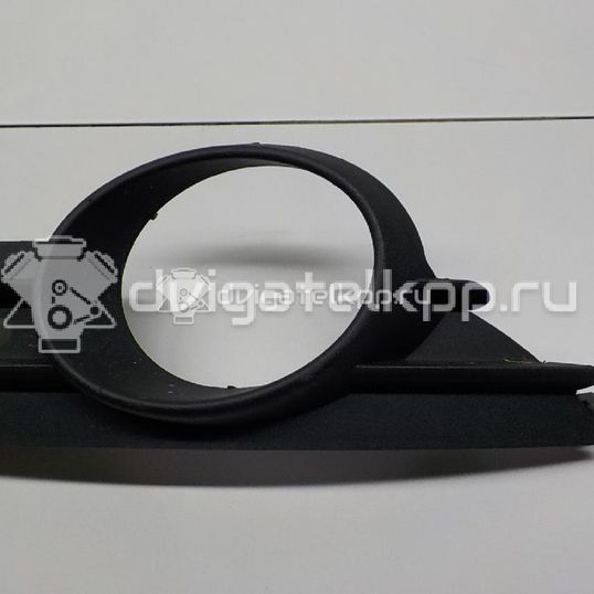 Фото Решетка в бампер правая  6400635 для Opel Corsa