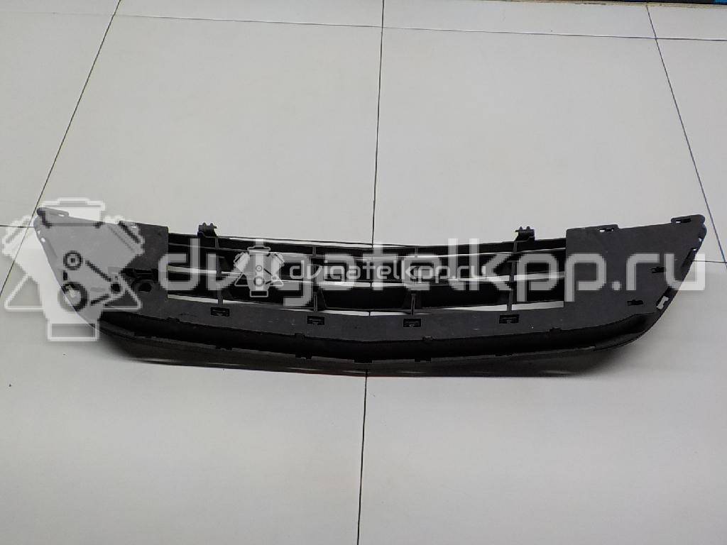 Фото Решетка в бампер центральная  6400639 для Opel Corsa {forloop.counter}}