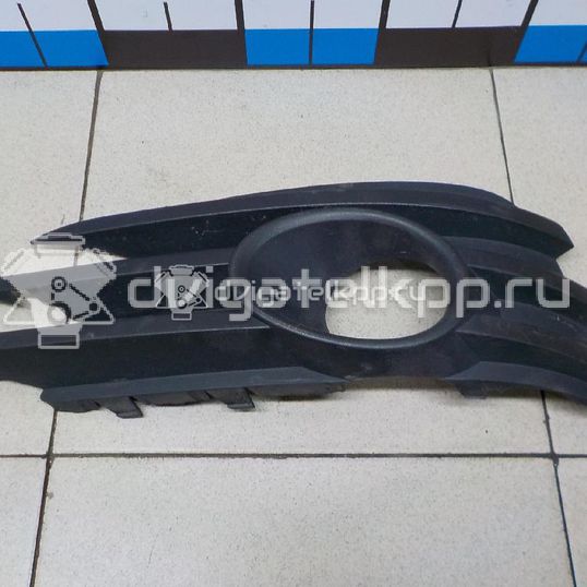 Фото Решетка в бампер левая  13205877 для Opel Vectra / Signum