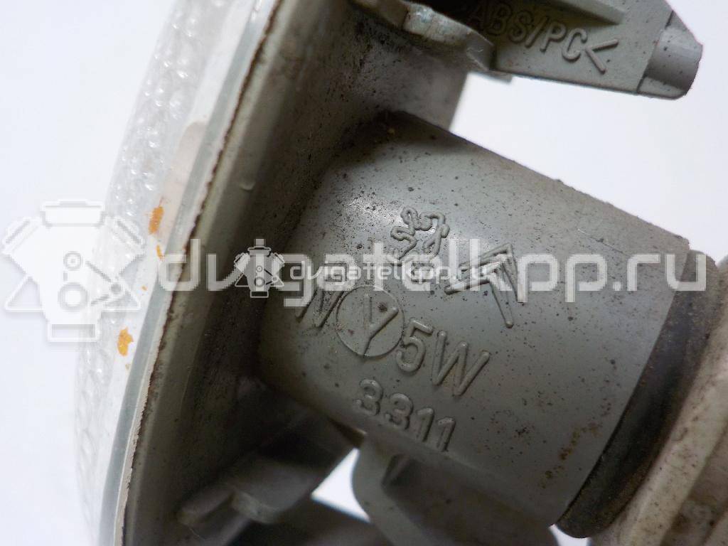 Фото Повторитель на крыло белый  632574 для Peugeot 407 / 607 9D, 9U / 206 / 307 / Partner {forloop.counter}}