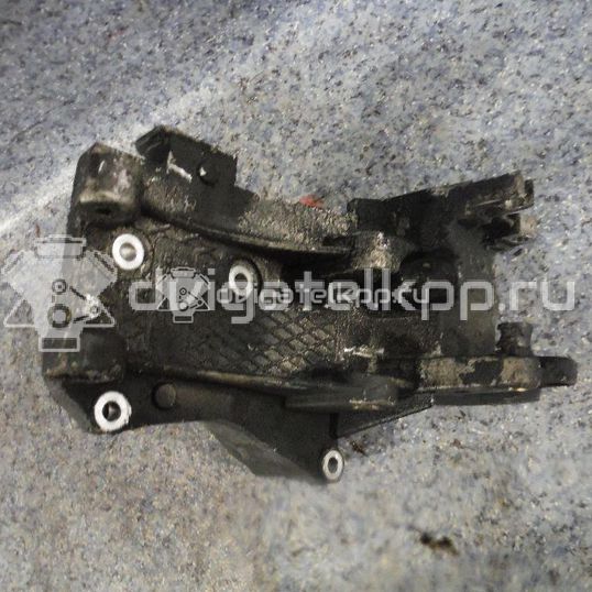 Фото Кронштейн генератора для двигателя RHY (DW10TD) для Citroen Berlingo / Xantia / C5 / Xsara 90 л.с 8V 2.0 л Дизельное топливо 5706E7