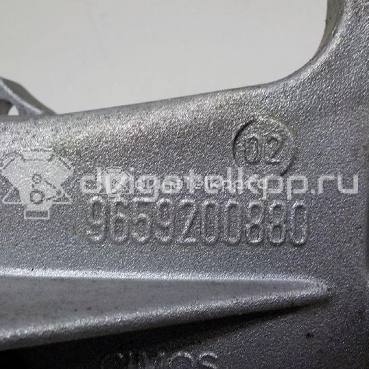 Фото Кронштейн генератора для двигателя 9HZ (DV6TED4) для Citroen Berlingo / C3 / C2 Jm / C5 109 л.с 16V 1.6 л Дизельное топливо 5706K0