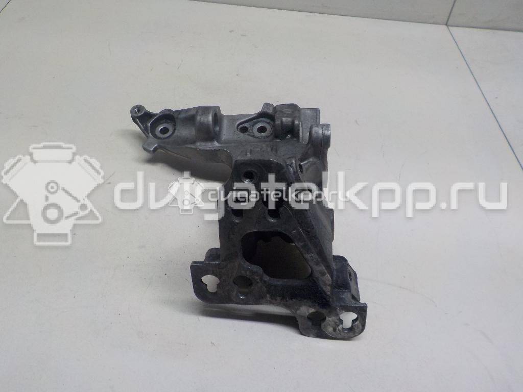 Фото Кронштейн генератора для двигателя 9HY (DV6TED4) для Citroen C4 / C5 / Xsara 109-116 л.с 16V 1.6 л Дизельное топливо 5706K0 {forloop.counter}}