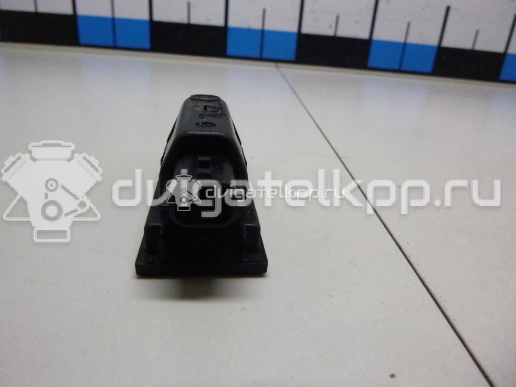 Фото Фонарь подсветки номера  8200480127 для Renault Wind E4M / Kadjar Ha , Hl / Vel Satis Bj0 / Megane / Trafic {forloop.counter}}