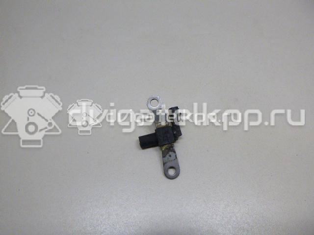 Фото Датчик положения коленвала  8200772182 для Renault Sandero Stepway / Wind E4M / Clio / Logan / Twingo {forloop.counter}}